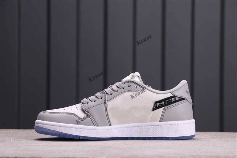 Shoes Limited Edition Jumpman 1 Low Cut Luxury Joint Name Women Men Luxurys Designers Sneaker Ship, Bubble wrap packaging
Shoes Limited Edition Jumpman 1 Low Cut Luxury Joint Name Women Men Luxurys Designers Sneaker Ship, Bubble wrap packaging