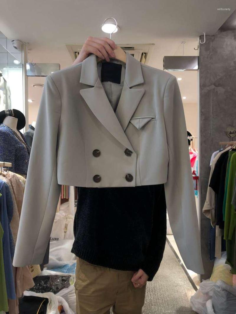 Women' Suits 2022 Spring Korean Dongdaemun Temperament Lapel Double-breasted Short Suit Jacket Female Literary Blouse Blazer Women, Black
Women' Suits 2022 Spring Korean Dongdaemun Temperament Lapel Double-breasted Short Suit Jacket Female Literary Blouse Blazer Women, Black