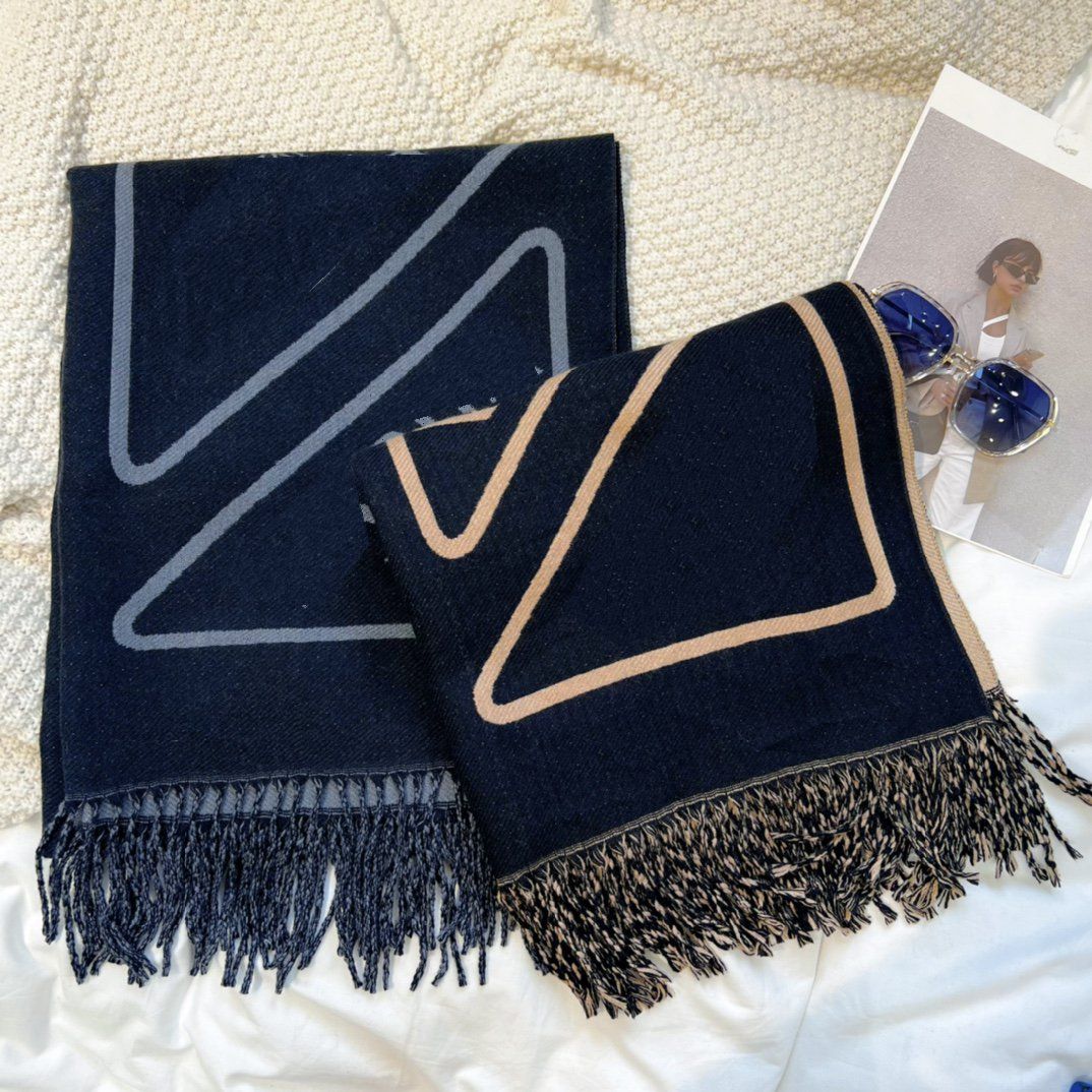 Wholesale Designer Letter Cashmere Scarf For Women Shawl Dual-use Thick warm Trendy Jacquard Long Scarves Lady Wrap Autumn And Winter Large Size With Tags
Wholesale Designer Letter Cashmere Scarf For Women Shawl Dual-use Thick warm Trendy Jacquard Long Scarves Lady Wrap Autumn And Winter Large Size With Tags