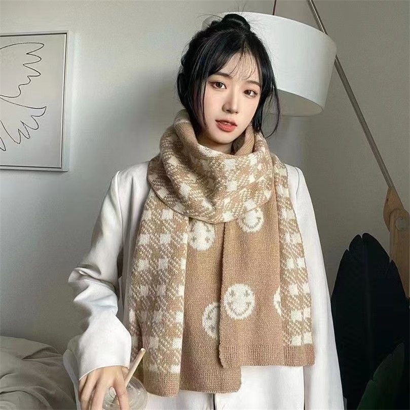 Scarves Wool Knitted Female Scarf Smile Face Winter Scarf Doublesided Printed Warm Shawl Long Cashmere Women Scarves Christmas Year 221010
Scarves Wool Knitted Female Scarf Smile Face Winter Scarf Doublesided Printed Warm Shawl Long Cashmere Women Scarves Christmas Year 221010