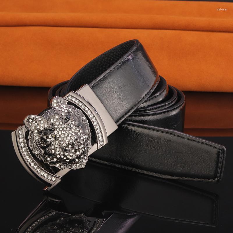 Belts High Quality Tiger Buckle Designer Men Automatic Black Genuine Leather Ceinture Homme Casual Classic Man Waistband
Belts High Quality Tiger Buckle Designer Men Automatic Black Genuine Leather Ceinture Homme Casual Classic Man Waistband