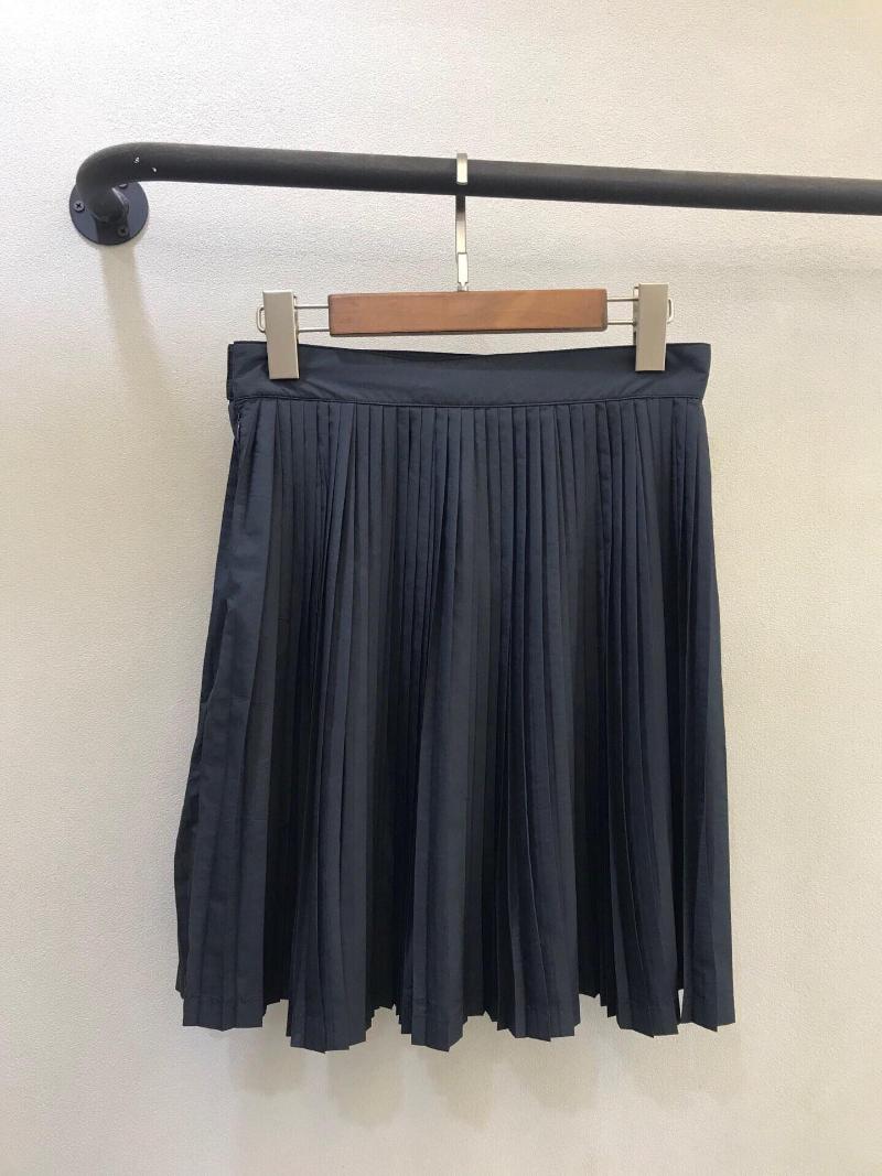 Skirts Pleated Half Skirt Elegant Temperament Fashion Soft And Comfortable 2022 Summer 0724Q, Black
Skirts Pleated Half Skirt Elegant Temperament Fashion Soft And Comfortable 2022 Summer 0724Q, Black