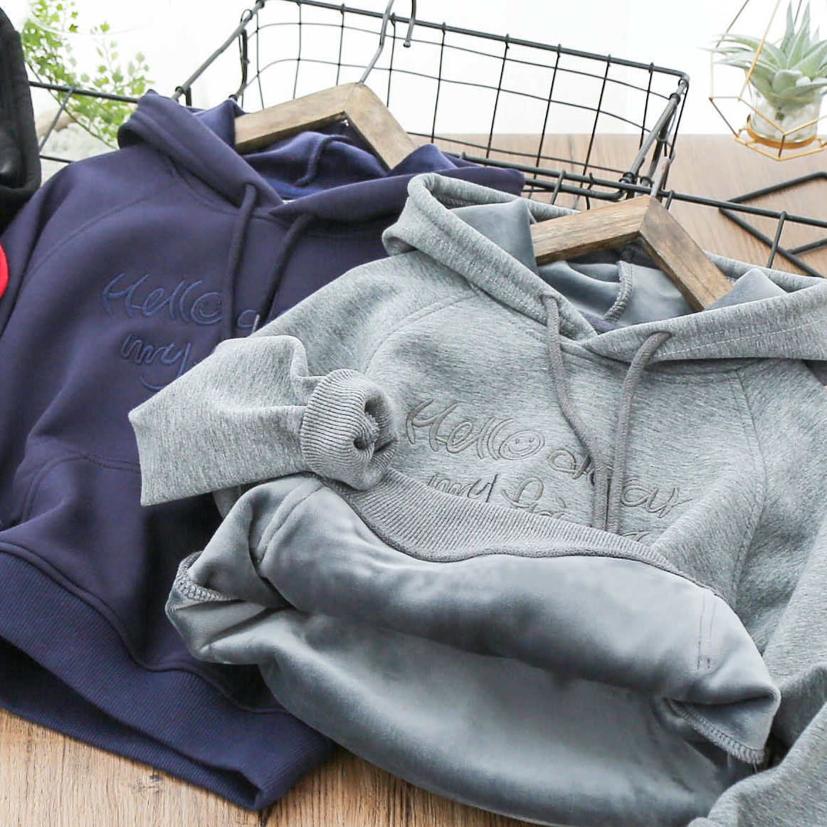 Pullover Boys wool lined sweater winter children s warm boys medium large thickened long sleeve T shirt 221010, Navy blue plush
Pullover Boys wool lined sweater winter children s warm boys medium large thickened long sleeve T shirt 221010, Navy blue plush