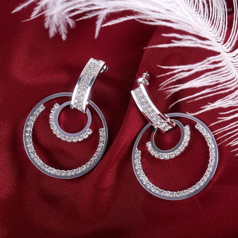 Stud Earrings Elegant Fashion Creative Inlaid Geometric Circle Ladies Exaggerated All-match Long
Stud Earrings Elegant Fashion Creative Inlaid Geometric Circle Ladies Exaggerated All-match Long