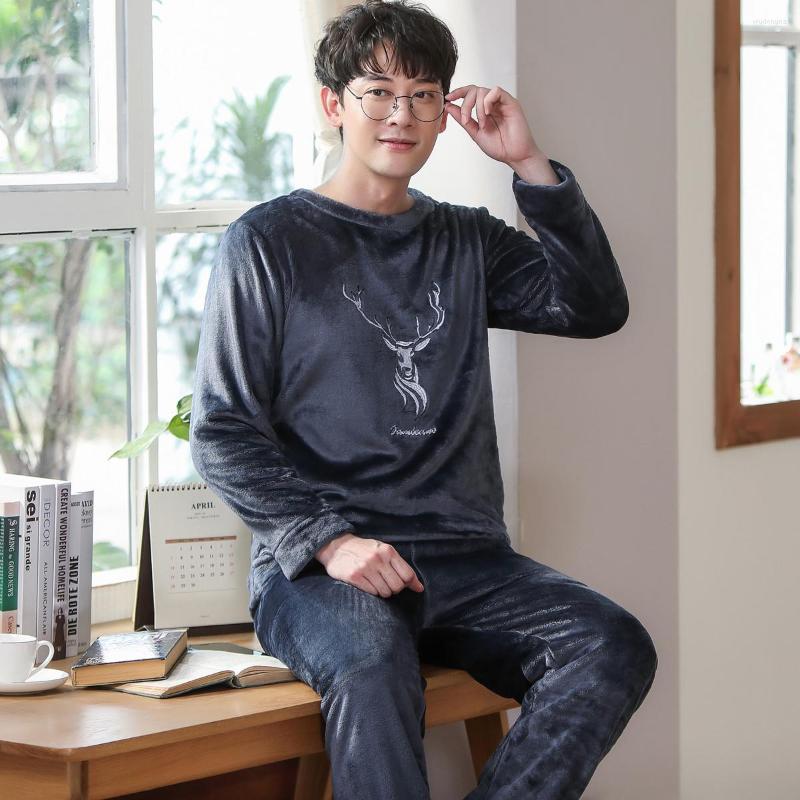 Men's Sleepwear 2022 Winter Thicken Warm Soft Flannel Pajamas Set For Men Long Sleeve Pyjamas Deer Cartoon Male Homewear Home Pijama, Pj301color27
Men's Sleepwear 2022 Winter Thicken Warm Soft Flannel Pajamas Set For Men Long Sleeve Pyjamas Deer Cartoon Male Homewear Home Pijama, Pj301color27