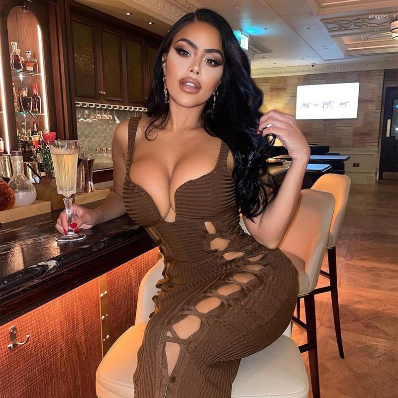Casual Dresses Y2k Dress Women' Clothing Tether Hollow Out Sexy Suspender Medium And Long Skirt Fashion 2022 Spring, Black
Casual Dresses Y2k Dress Women' Clothing Tether Hollow Out Sexy Suspender Medium And Long Skirt Fashion 2022 Spring, Black