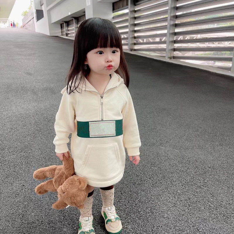 Baby Designer Clothes Sweatshirts Children's Wear Boys And Girls Hoodie 2022 Fall Pullover Top Small Middle Children Zipper Sweater Jacket Kids Clothing, Beige
Baby Designer Clothes Sweatshirts Children's Wear Boys And Girls Hoodie 2022 Fall Pullover Top Small Middle Children Zipper Sweater Jacket Kids Clothing, Beige
