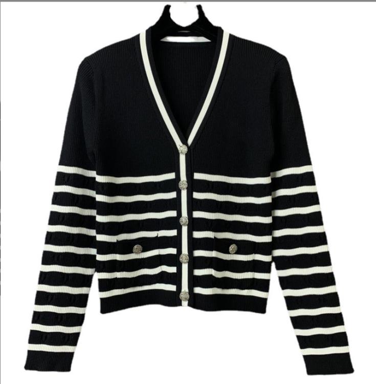 902 2022 Milan Runway Autumn Sweater Long Sleeve V Neck Cardigan Black Pink White Fashion Clothes Womens yiduo
902 2022 Milan Runway Autumn Sweater Long Sleeve V Neck Cardigan Black Pink White Fashion Clothes Womens yiduo