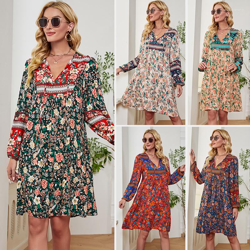 Casual Dresses Flower Printed Long Sleeve Vintage Dress Western Style V Neck Keen Length Bohemia Fall For Women Holiday Vacation, Black
Casual Dresses Flower Printed Long Sleeve Vintage Dress Western Style V Neck Keen Length Bohemia Fall For Women Holiday Vacation, Black