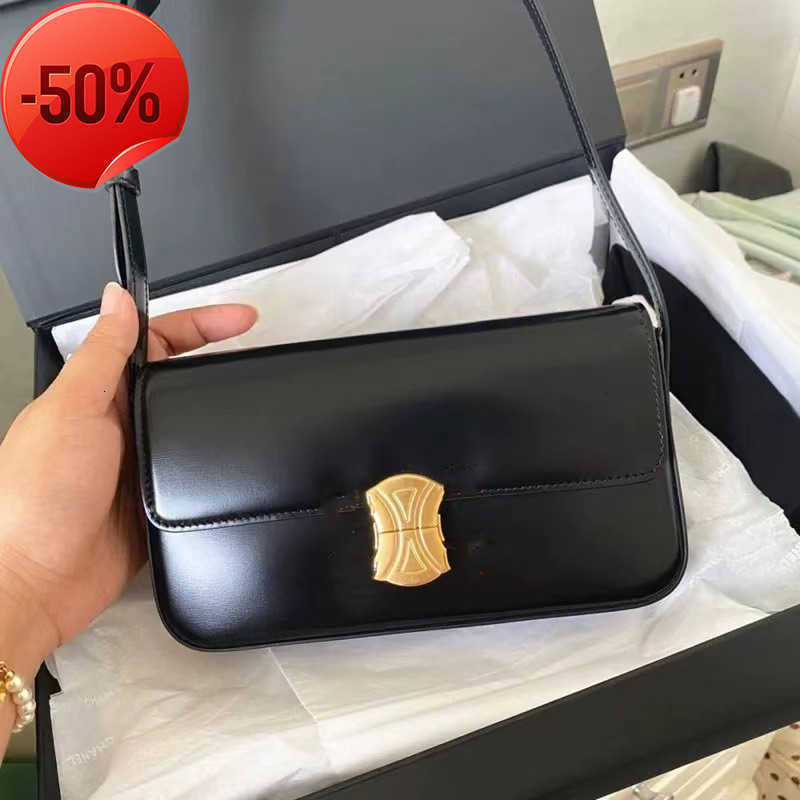 Designer Bags Summer Arc De Triomphe 2022 New Minority High Texture Armpit Magic One Shoulder Hand Women's Factory Direct Sale, Old flower white
Designer Bags Summer Arc De Triomphe 2022 New Minority High Texture Armpit Magic One Shoulder Hand Women's Factory Direct Sale, Old flower white