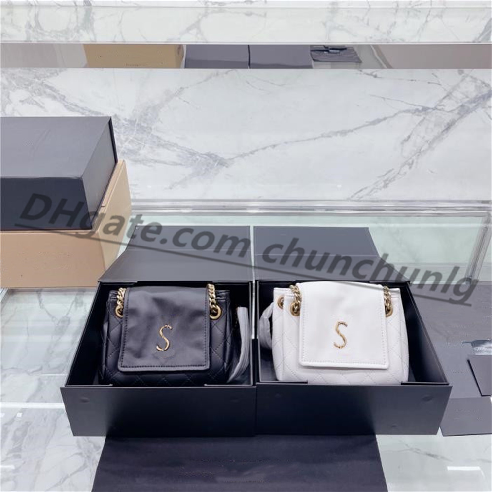 Top quality genuine leather Designer Crossbody bags womens chain Purses Handbags Pochette Shoulder bags Top Luxury Women Cosmetic Bag Purse Clutch Bags wallet, 3--black
Top quality genuine leather Designer Crossbody bags womens chain Purses Handbags Pochette Shoulder bags Top Luxury Women Cosmetic Bag Purse Clutch Bags wallet, 3--black