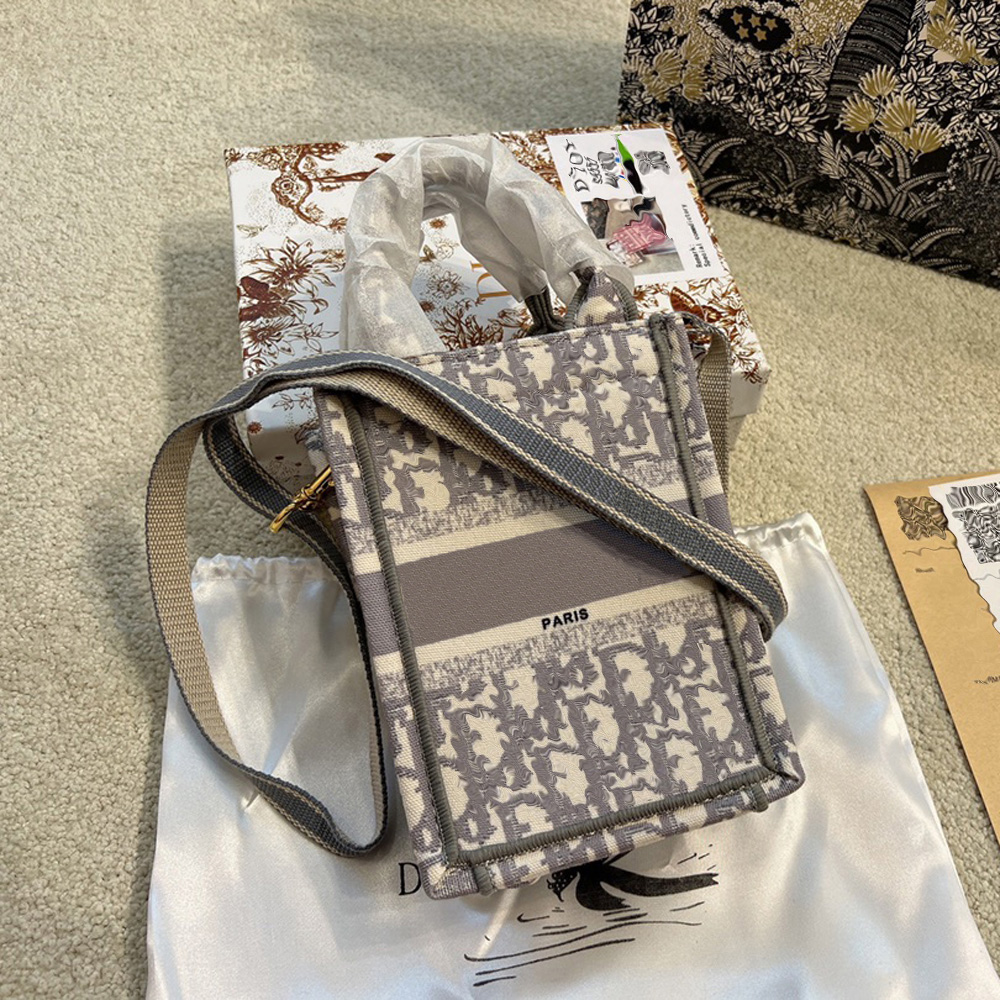 Designer Wallets Handbags Shoulder Crossbody Bags tote ba handbag Canvas Phone Organizers, Box
Designer Wallets Handbags Shoulder Crossbody Bags tote ba handbag Canvas Phone Organizers, Box