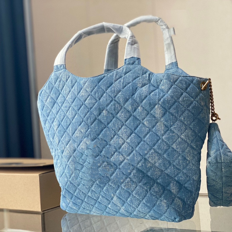 Designer handbag Classic fashion women's shoulder bag Luxury leisure top shopping wallet, Make up the difference
Designer handbag Classic fashion women's shoulder bag Luxury leisure top shopping wallet, Make up the difference