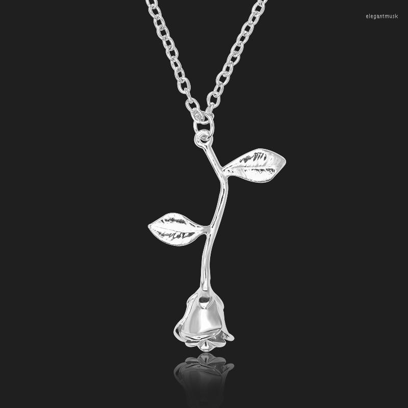 Chains Classic Female Rose Flower Pendant Necklace Cute Gold Color Chain Trendy Bridal Wedding Necklaces For Women
Chains Classic Female Rose Flower Pendant Necklace Cute Gold Color Chain Trendy Bridal Wedding Necklaces For Women