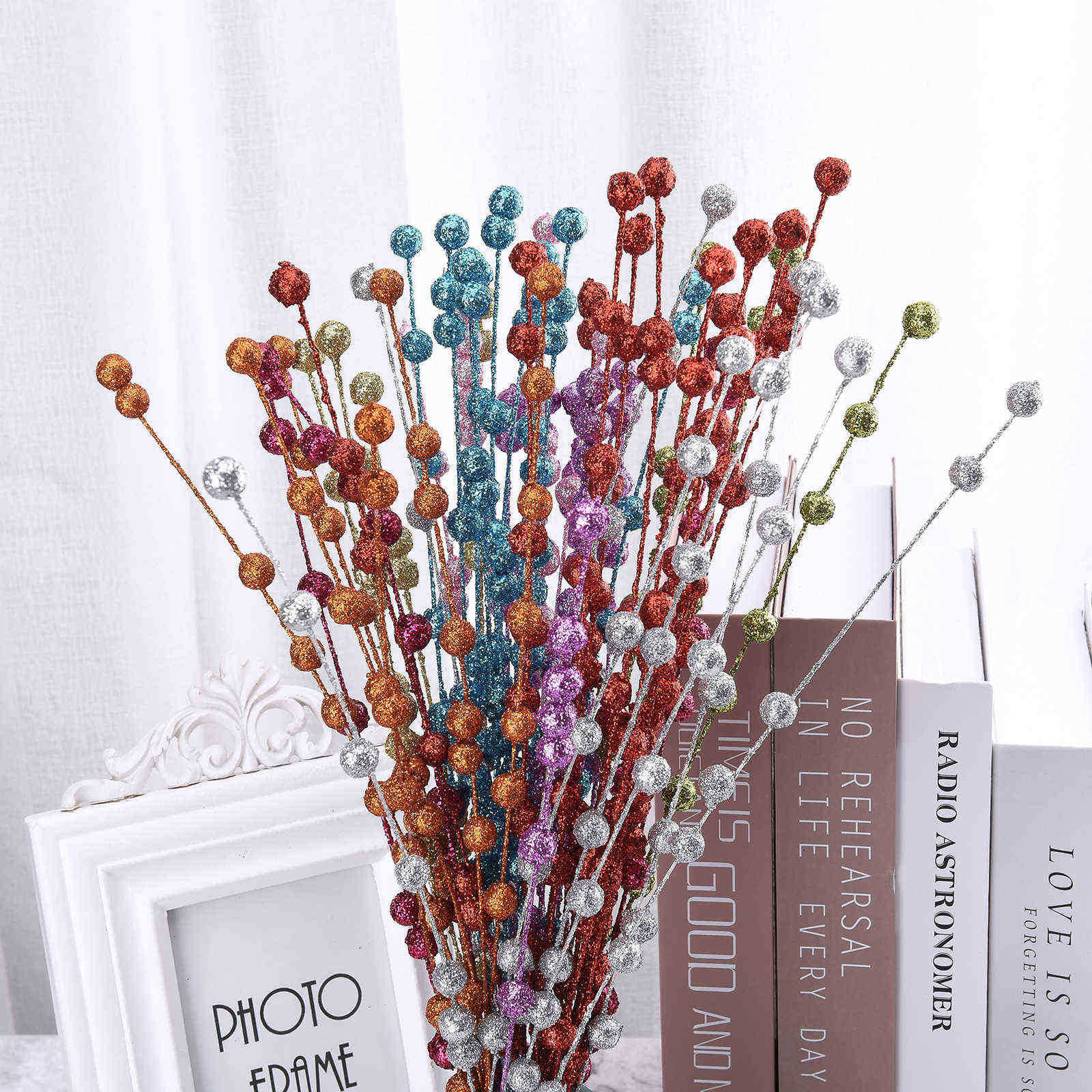 Artiflr 50pcs Christmas Glitter Berries Stems Artificial Xmas Picks for Christmas Tree Ornaments DIY Xmas Wreath Home Decor Q0812, Pink
Artiflr 50pcs Christmas Glitter Berries Stems Artificial Xmas Picks for Christmas Tree Ornaments DIY Xmas Wreath Home Decor Q0812, Pink