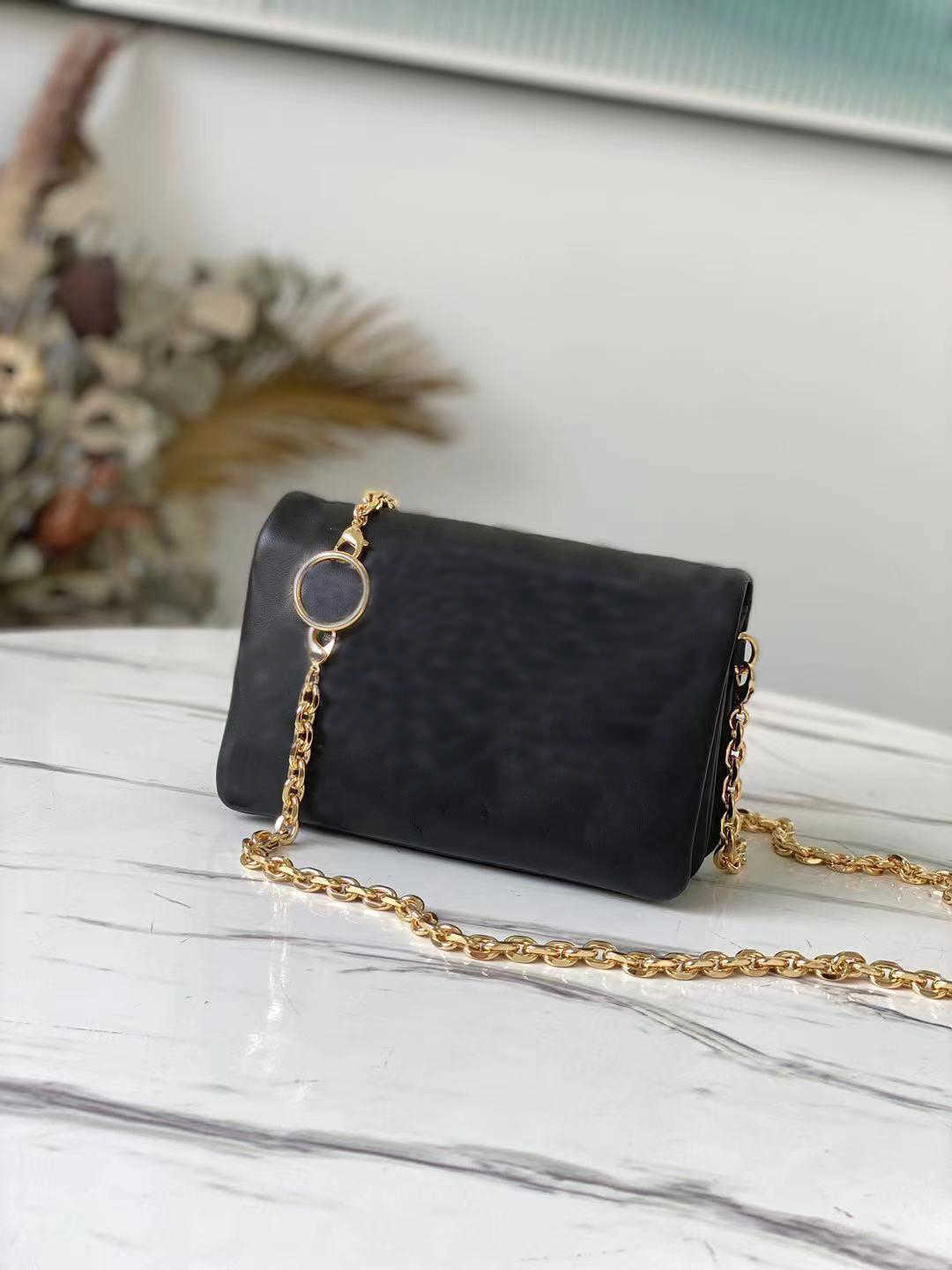 Evening Bags Shoulder Bags Top Crossbody Bag Flap Handbag Purse Clutch Shoulder Bags Pochette Purses Soft Sheepskin Leather Embossed letter Multi-layer, Blue
Evening Bags Shoulder Bags Top Crossbody Bag Flap Handbag Purse Clutch Shoulder Bags Pochette Purses Soft Sheepskin Leather Embossed letter Multi-layer, Blue