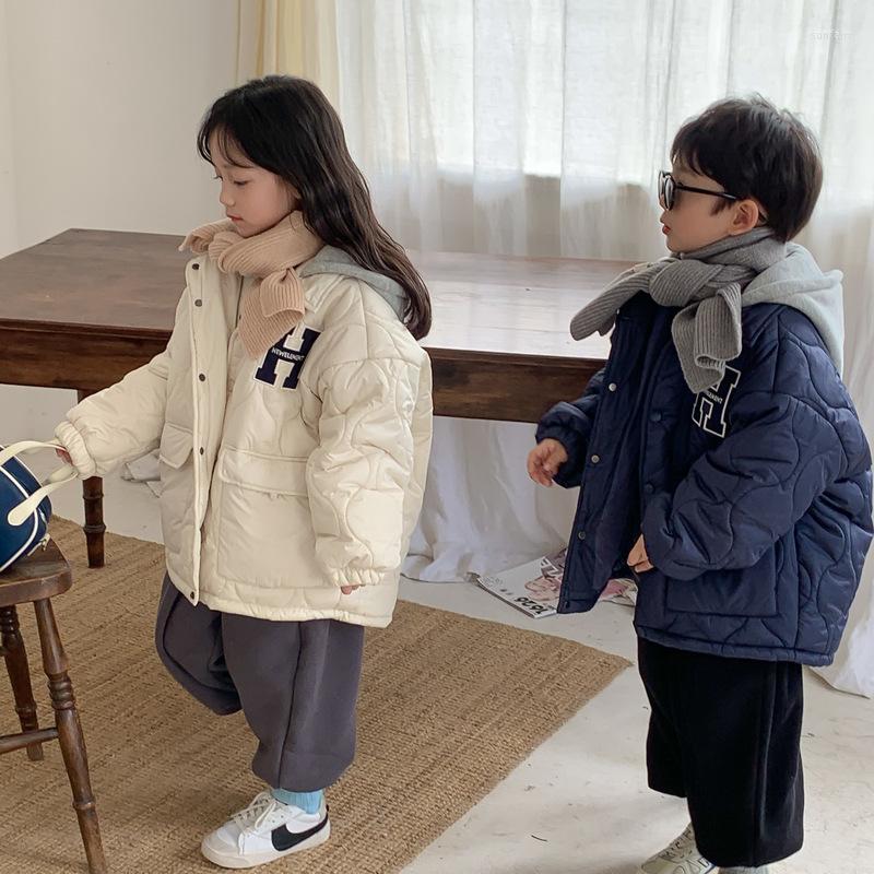 Jackets 3929F Children Coat Cotton-padded Jacket 2022 Winter Letter Print Boy's Thickened Cotton Embroidered Warm Outerwear, Dark blue coat
Jackets 3929F Children Coat Cotton-padded Jacket 2022 Winter Letter Print Boy's Thickened Cotton Embroidered Warm Outerwear, Dark blue coat