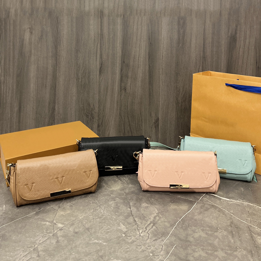 Fashion Designer Bag Luxury Purse Italy Brand Handbag Women Crossbody Bag Cosmetic Shoulder Bags Tote Messager Wallet by brand S185 004, #30 box
Fashion Designer Bag Luxury Purse Italy Brand Handbag Women Crossbody Bag Cosmetic Shoulder Bags Tote Messager Wallet by brand S185 004, #30 box