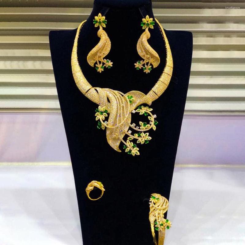 Necklace Earrings Set GODKI 4PCS BIG Flower Leaf Luxury Women Nigerian Wedding Naija Bride Cubic Zirconia Dubai Bridal Dress Jewelry 2022, Picture shown
Necklace Earrings Set GODKI 4PCS BIG Flower Leaf Luxury Women Nigerian Wedding Naija Bride Cubic Zirconia Dubai Bridal Dress Jewelry 2022, Picture shown