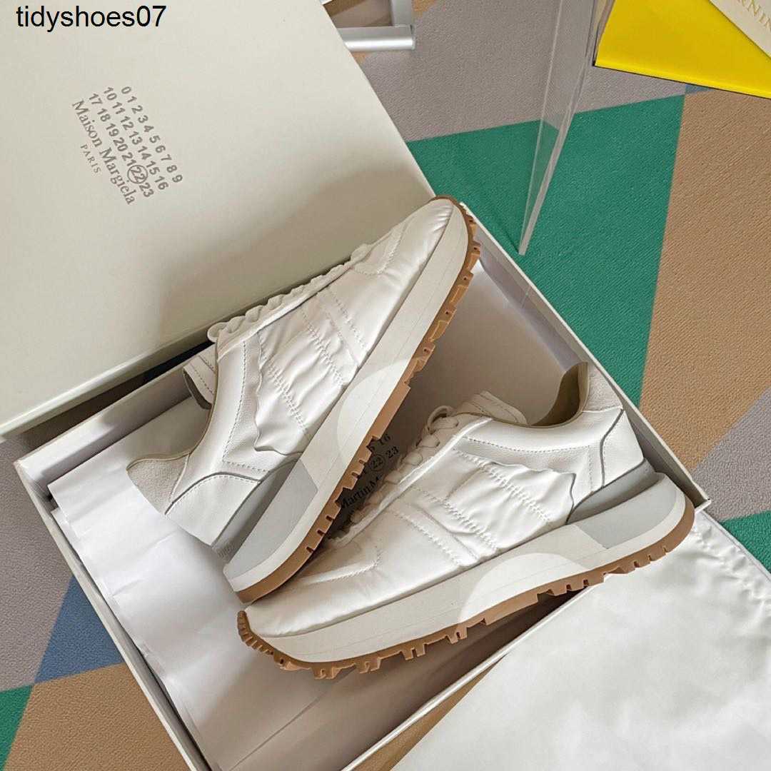 Margiela Margiela Lace up Couple Casual Versatile Sneakers Elevated 2022 New Muffin Thick Sole Daddy Shoes Girl It sells well in the United States, Green (higher version)
Margiela Margiela Lace up Couple Casual Versatile Sneakers Elevated 2022 New Muffin Thick Sole Daddy Shoes Girl It sells well in the United States, Green (higher version)