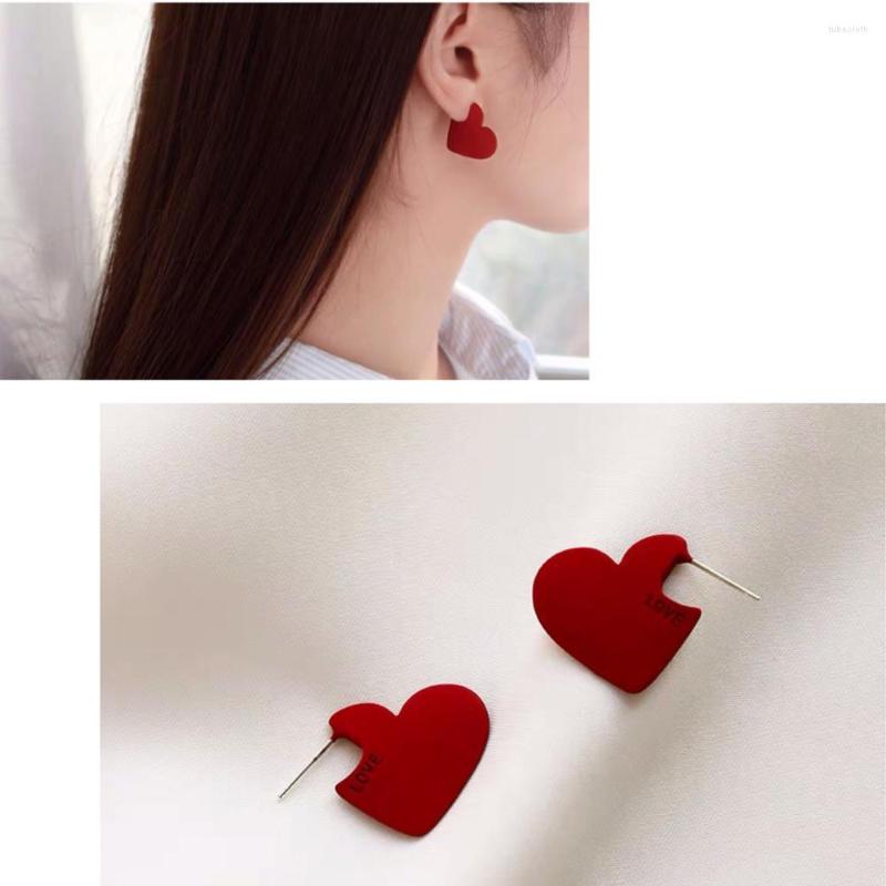 Stud Earrings Korean TV Star Metal Elegant Red Love Heart For Women Cute Boucle D'oreille Gifts Party Jewelry Yellow Blue
Stud Earrings Korean TV Star Metal Elegant Red Love Heart For Women Cute Boucle D'oreille Gifts Party Jewelry Yellow Blue