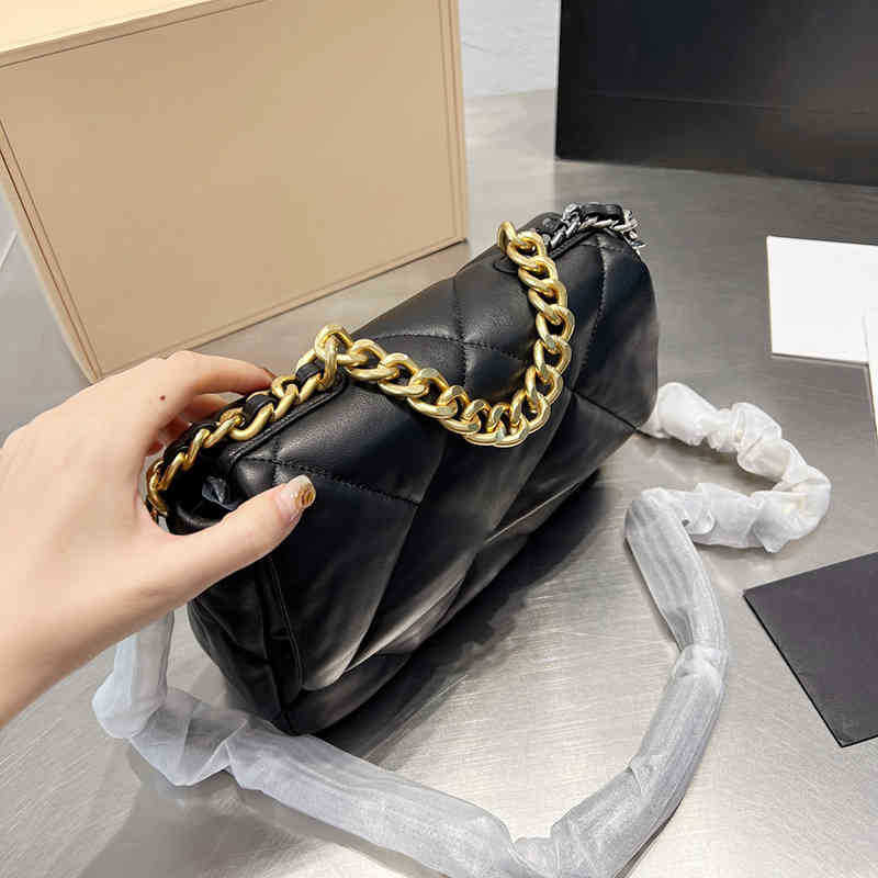 Evening Bags Shoulder Bag Designer Bags Handbag Thick Chain Crossbody Women Luxury Leather Diamond Lattice Handbags Vintage Messenger Female Purses, Cbag black
Evening Bags Shoulder Bag Designer Bags Handbag Thick Chain Crossbody Women Luxury Leather Diamond Lattice Handbags Vintage Messenger Female Purses, Cbag black
