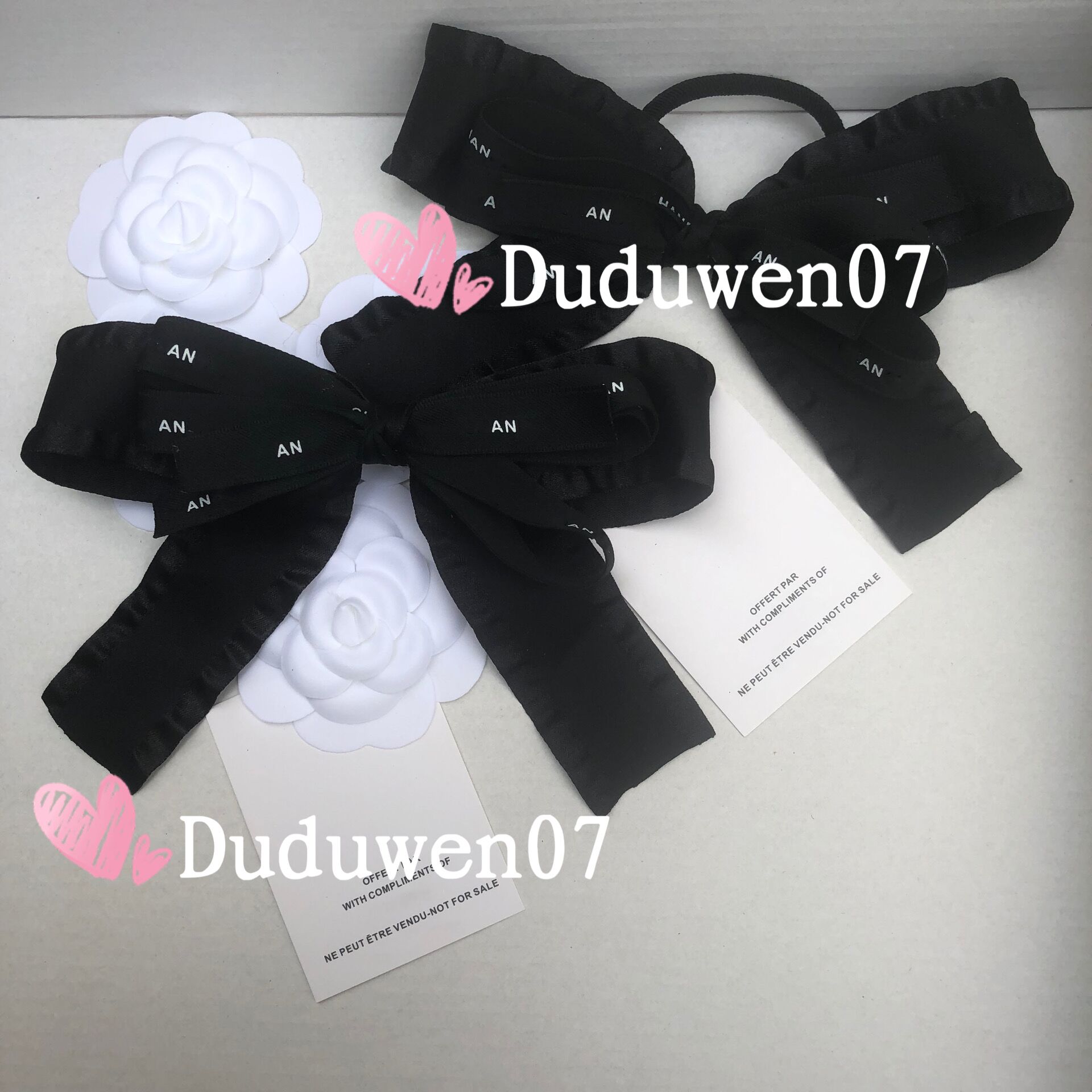 ribbion bowknot hair clips Classic classical hairtie printed C letter accessories c collection xmas elegance barrettes romantic pretty
ribbion bowknot hair clips Classic classical hairtie printed C letter accessories c collection xmas elegance barrettes romantic pretty