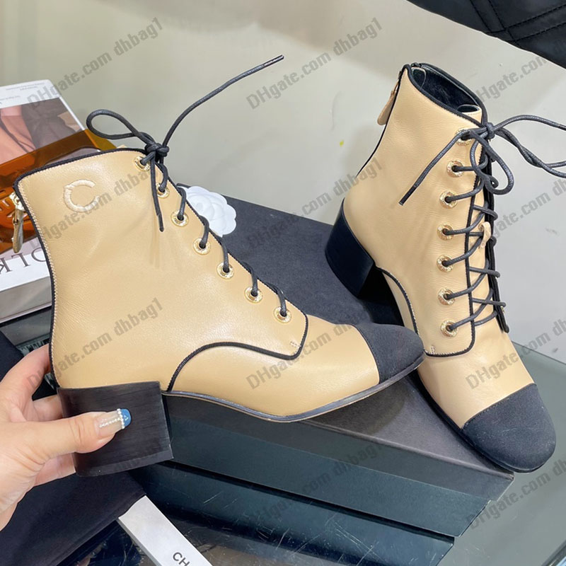 Sheepskin Suede Womens Lace Up Ankle Boots Classic Chain Quilted Texture Retro Zipper Chunky Low Heels Fashion 22Ss F/w Snow Boot Desigenr Chelsea Western Rainboots
Sheepskin Suede Womens Lace Up Ankle Boots Classic Chain Quilted Texture Retro Zipper Chunky Low Heels Fashion 22Ss F/w Snow Boot Desigenr Chelsea Western Rainboots