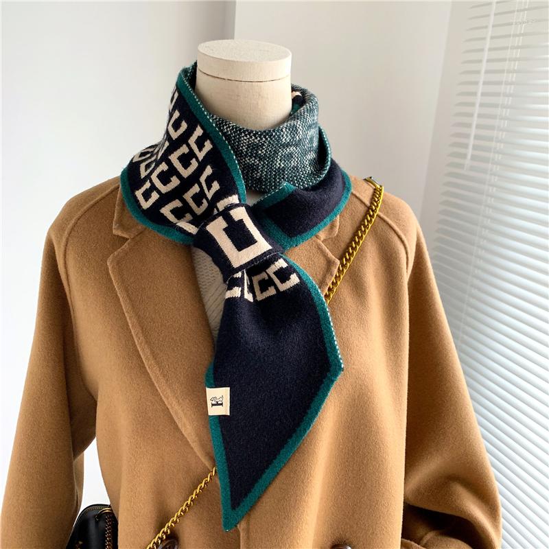 Scarves Silk Satin Hair Scarf Women Fashion Skinny Neck Tie Ladies Print Hand Bag Wirst Headscarves Shawl Bandana Ribbon
Scarves Silk Satin Hair Scarf Women Fashion Skinny Neck Tie Ladies Print Hand Bag Wirst Headscarves Shawl Bandana Ribbon