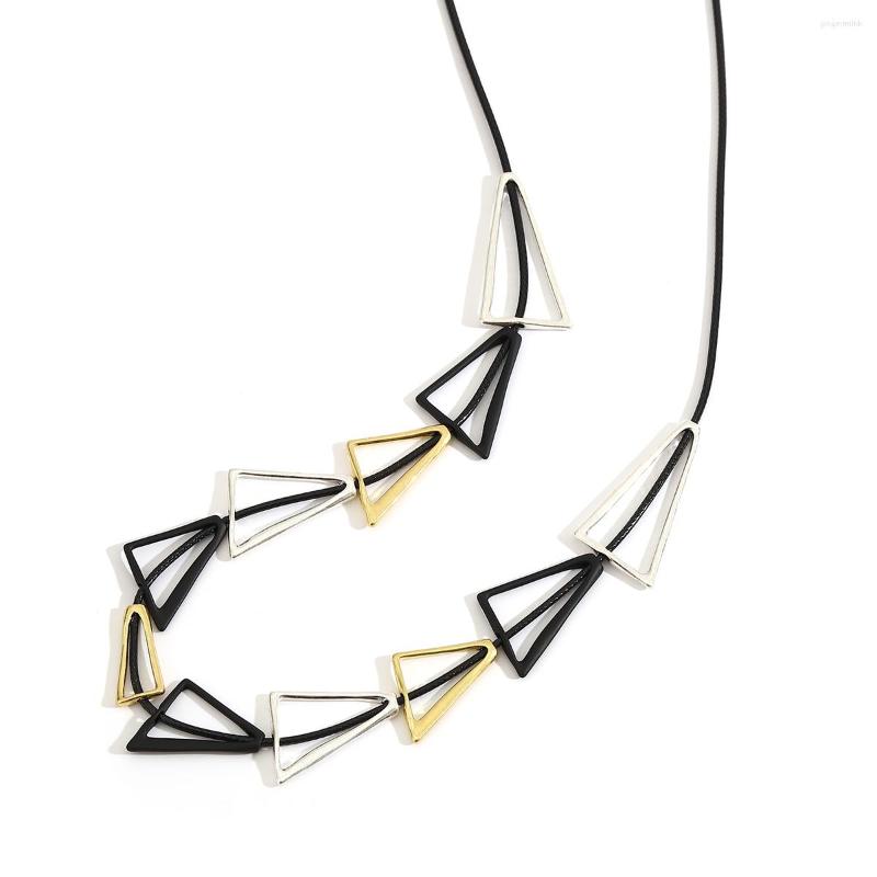 Pendant Necklaces Amorcome Vintage Black Short Leather Choker Chunky For Women With Geometric Hollow Necklace Collares Jewelry
Pendant Necklaces Amorcome Vintage Black Short Leather Choker Chunky For Women With Geometric Hollow Necklace Collares Jewelry