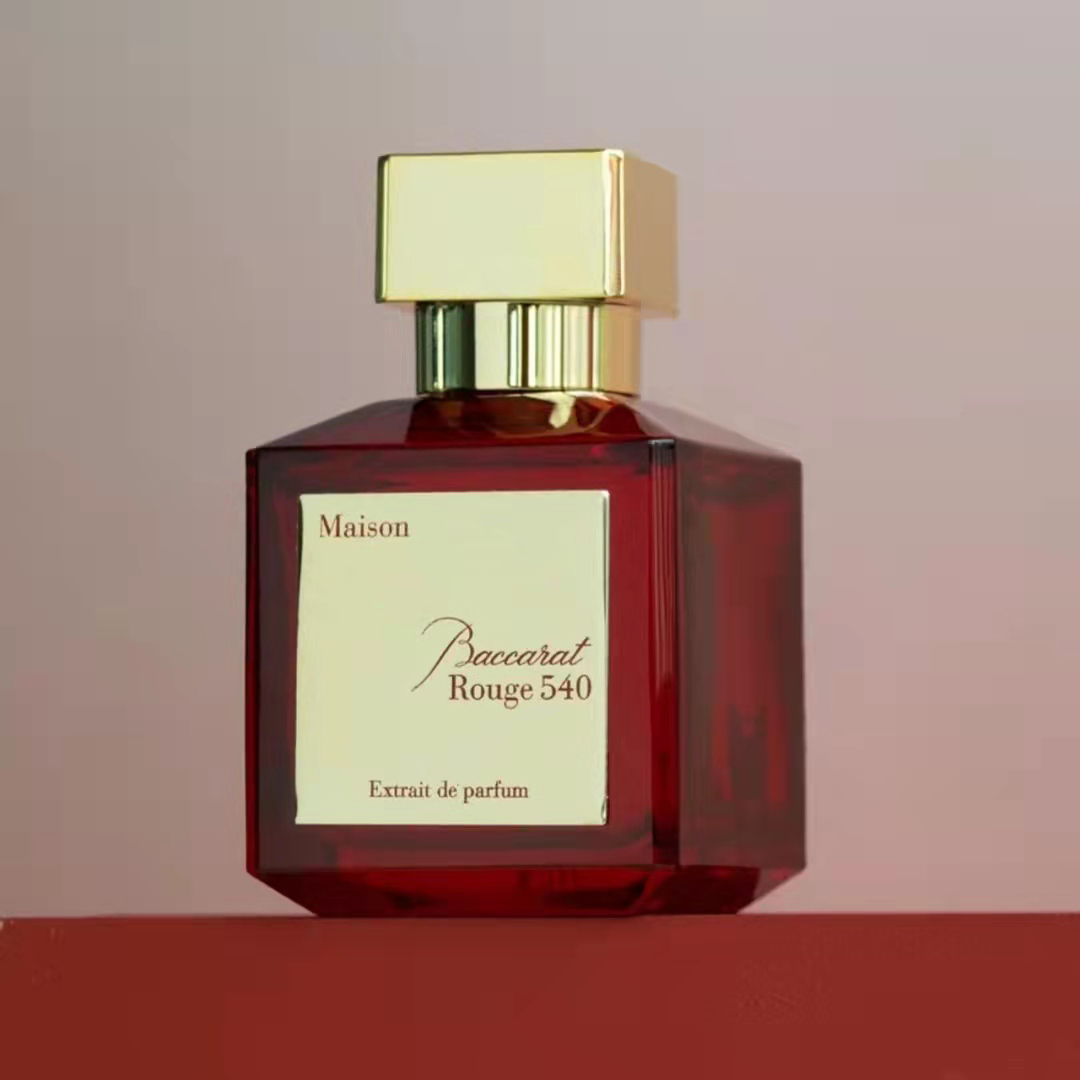 Luxury perfume Baccarat Rouge 540 Extrait Eau De Parfum70ml 2.4FL.OZ Maison Paris Unisex Fragrance good smell long time leaving fragrance fast ship
Luxury perfume Baccarat Rouge 540 Extrait Eau De Parfum70ml 2.4FL.OZ Maison Paris Unisex Fragrance good smell long time leaving fragrance fast ship