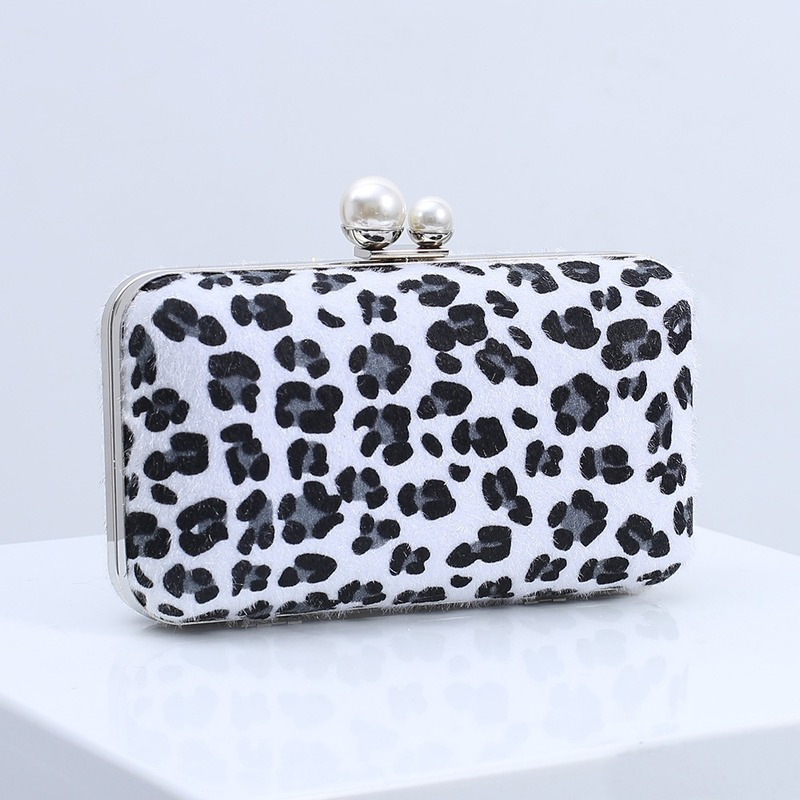 Evening Bags Sexy Leopard Women Evening Bags Desing PU Fashion Ladies Party Clutches Leather Pearl Chain Shoulder Purse 221010, Red
Evening Bags Sexy Leopard Women Evening Bags Desing PU Fashion Ladies Party Clutches Leather Pearl Chain Shoulder Purse 221010, Red