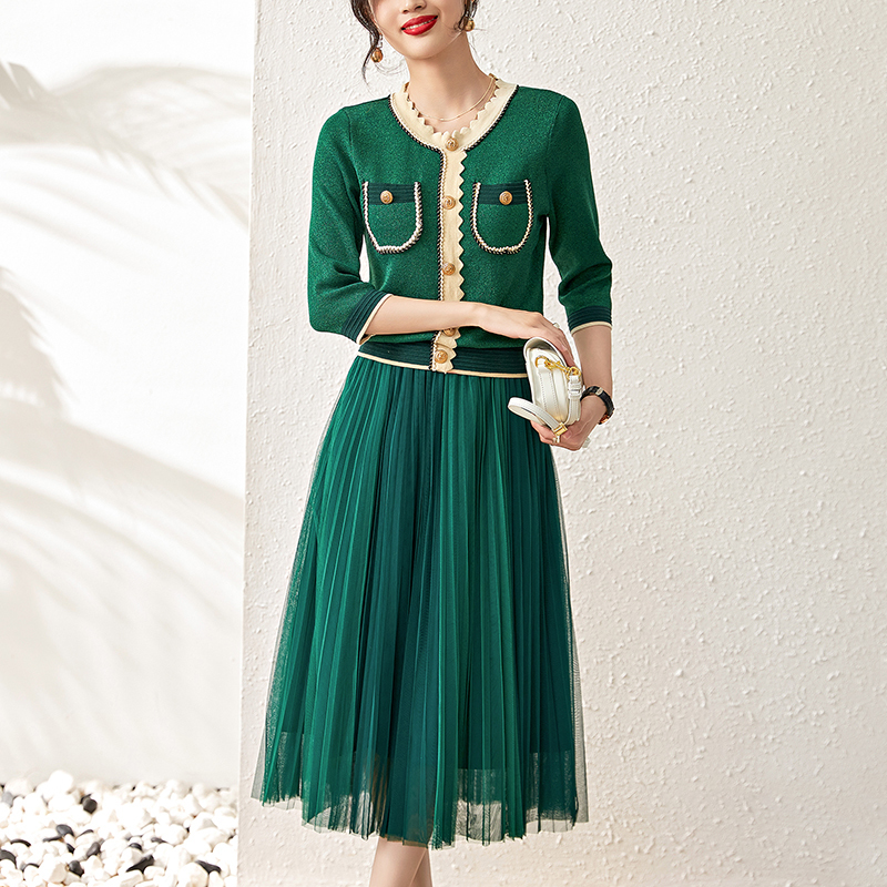 Two Piece Dress Autumn Winter Skirts Set s Outfits Elegant Knitted Blouse Tops And Mesh Long Skirt Set Woman Green 2 221010
Two Piece Dress Autumn Winter Skirts Set s Outfits Elegant Knitted Blouse Tops And Mesh Long Skirt Set Woman Green 2 221010