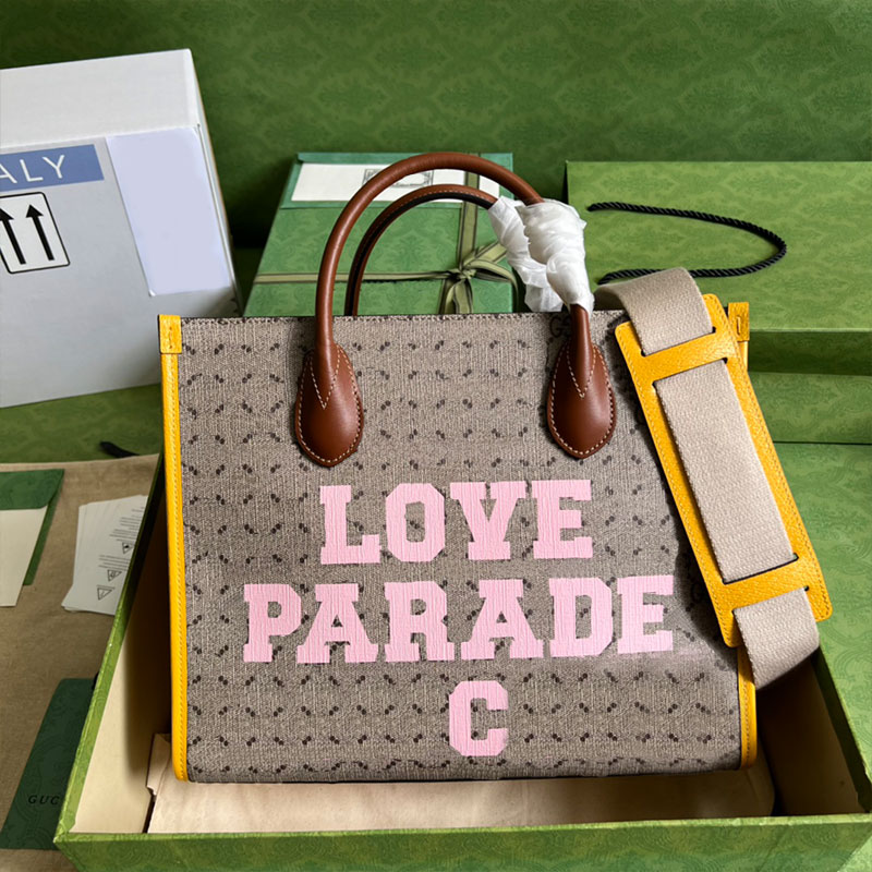 7A Graffiti Totes Bag Women Designer Handbags Purse Fashion Old Flower Letters Cowhide Shopping Bag Removable Woven Strap Interior Zipper Pocket Crossbody Bags, 1 31*25cm
7A Graffiti Totes Bag Women Designer Handbags Purse Fashion Old Flower Letters Cowhide Shopping Bag Removable Woven Strap Interior Zipper Pocket Crossbody Bags, 1 31*25cm