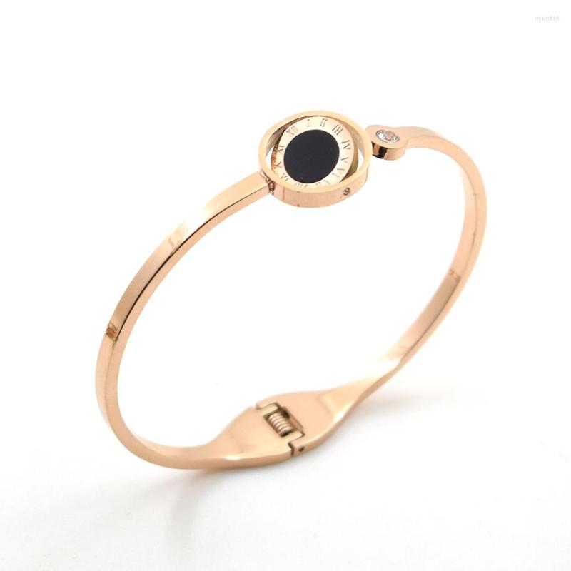Bangle Free Registered Black White Shell Roma Numbral Charm Bracelets & Bangles 316L Stainless Steel Cater Jewelry For Lady Show Bar
Bangle Free Registered Black White Shell Roma Numbral Charm Bracelets & Bangles 316L Stainless Steel Cater Jewelry For Lady Show Bar