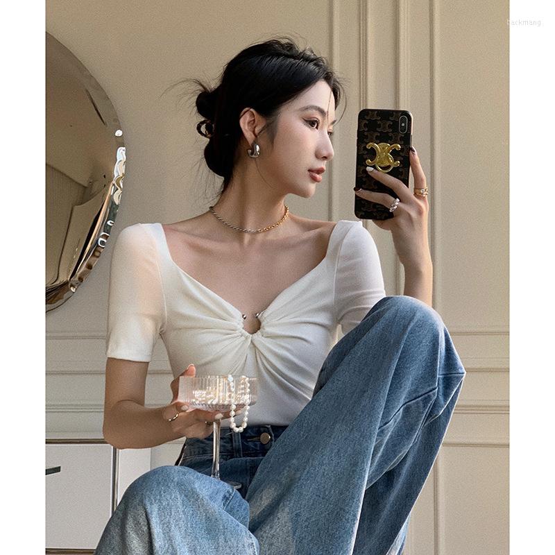 Women' T Shirts Korean Version Pure Desire Wind Metal Buckle Design Sense Wrinkle T-shirt For Women' Products In Spring 2022 Bottom, Black
Women' T Shirts Korean Version Pure Desire Wind Metal Buckle Design Sense Wrinkle T-shirt For Women' Products In Spring 2022 Bottom, Black