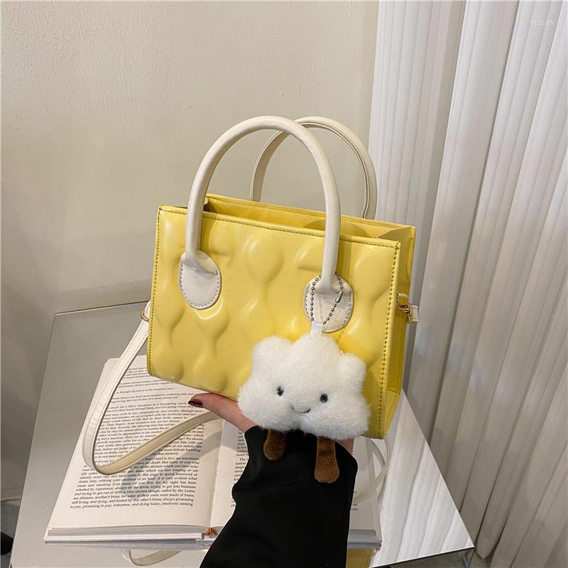 Evening Bags 2022 Designer Handbags For Women Fashion Shoulder Bag Square Small Top Handle Pu Leather Crossbody, Beige
Evening Bags 2022 Designer Handbags For Women Fashion Shoulder Bag Square Small Top Handle Pu Leather Crossbody, Beige