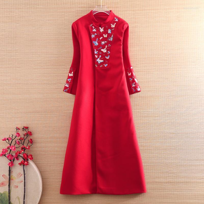 Ethnic Clothing Autumn And Winter Women Parka Outerwear Retro Embroidery Elegant Lady Chinese Style Hanfu Wool Trench Coat Female S-XXL
Ethnic Clothing Autumn And Winter Women Parka Outerwear Retro Embroidery Elegant Lady Chinese Style Hanfu Wool Trench Coat Female S-XXL