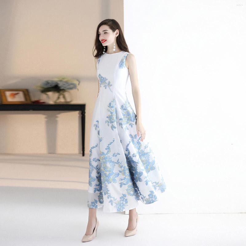 Casual Dresses Spring Summer Jacquard Dress Off Shoulder Embroidery For Women Party Evening Night Ball Gown Long, White
Casual Dresses Spring Summer Jacquard Dress Off Shoulder Embroidery For Women Party Evening Night Ball Gown Long, White