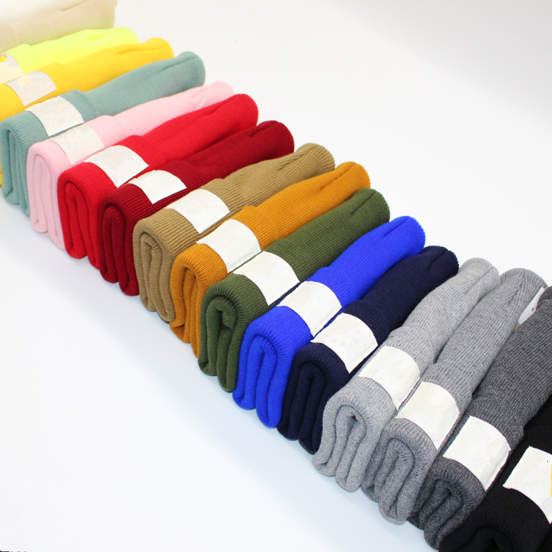 Fashion Designer Knitted Hat Beanie Cap Ski Hats Men Women Winter Skull Caps Unisex Outdoor Warm Knit Cap 21 Color, C4
Fashion Designer Knitted Hat Beanie Cap Ski Hats Men Women Winter Skull Caps Unisex Outdoor Warm Knit Cap 21 Color, C4