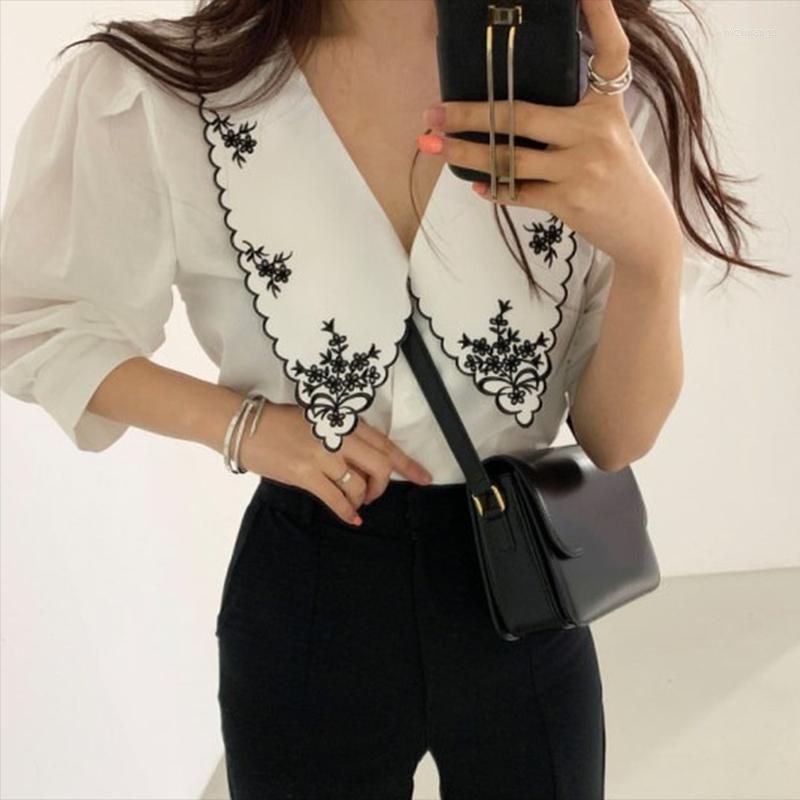 Women' Blouses Korean Chic Retro Design Lapel Blusas Women Casual Heavy Embroidery Hit Color Single-breasted Loose Puff Sleeve Shirt, Black
Women' Blouses Korean Chic Retro Design Lapel Blusas Women Casual Heavy Embroidery Hit Color Single-breasted Loose Puff Sleeve Shirt, Black