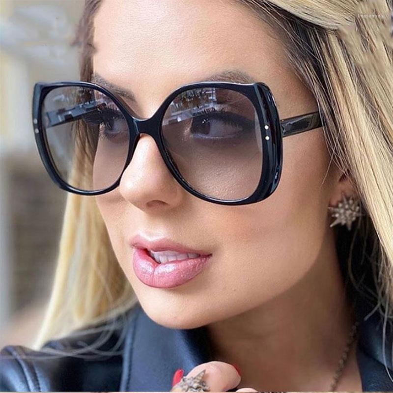 Sunglasses Big Frame Lady Brand Fashion Luxury Women Men Shades Uv400 Vintage Glasses 50799Sunglasses
Sunglasses Big Frame Lady Brand Fashion Luxury Women Men Shades Uv400 Vintage Glasses 50799Sunglasses