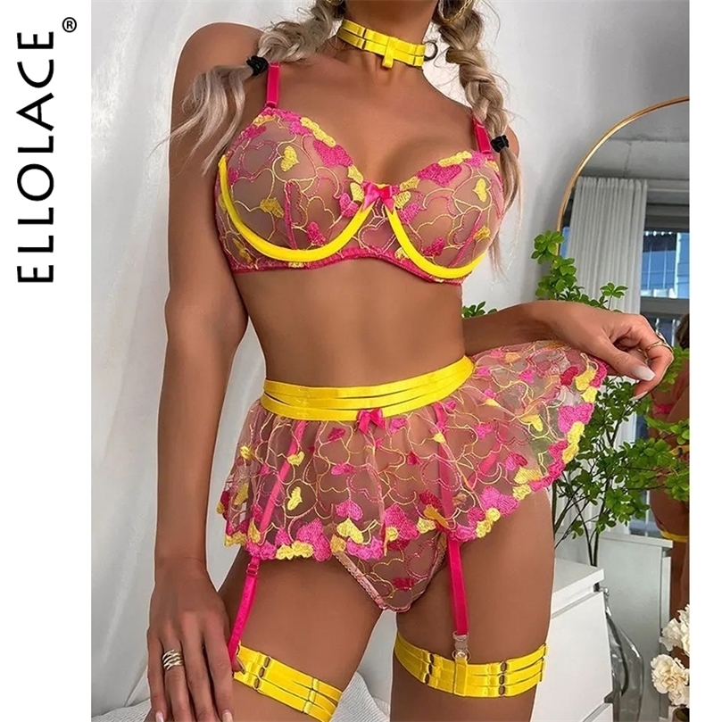 Sexy Pyjamas Ellolace Valentine Lingerie Fancy Beautiful Underwear Ruffle Garters HeartShaped Embroidery Transparent Bra Sensual Exotic Set 221010, Red
Sexy Pyjamas Ellolace Valentine Lingerie Fancy Beautiful Underwear Ruffle Garters HeartShaped Embroidery Transparent Bra Sensual Exotic Set 221010, Red