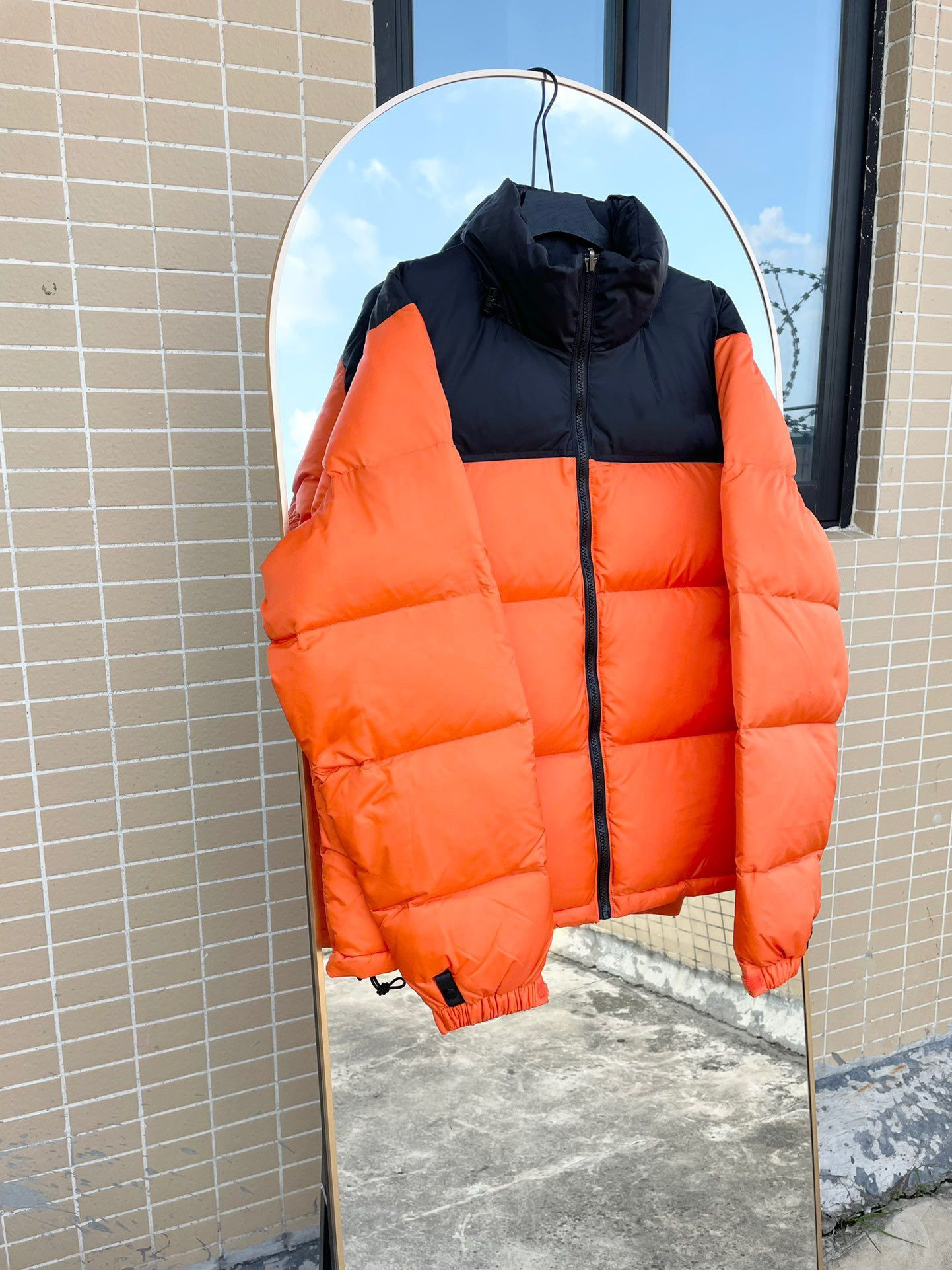 Mens Winter Top quality Jacket Fourrure Down Parka Homme Chaquetas Outerwear Big Fur Hooded Fourrure Manteau Men Women Down Jacket Coat, 8 other
Mens Winter Top quality Jacket Fourrure Down Parka Homme Chaquetas Outerwear Big Fur Hooded Fourrure Manteau Men Women Down Jacket Coat, 8 other