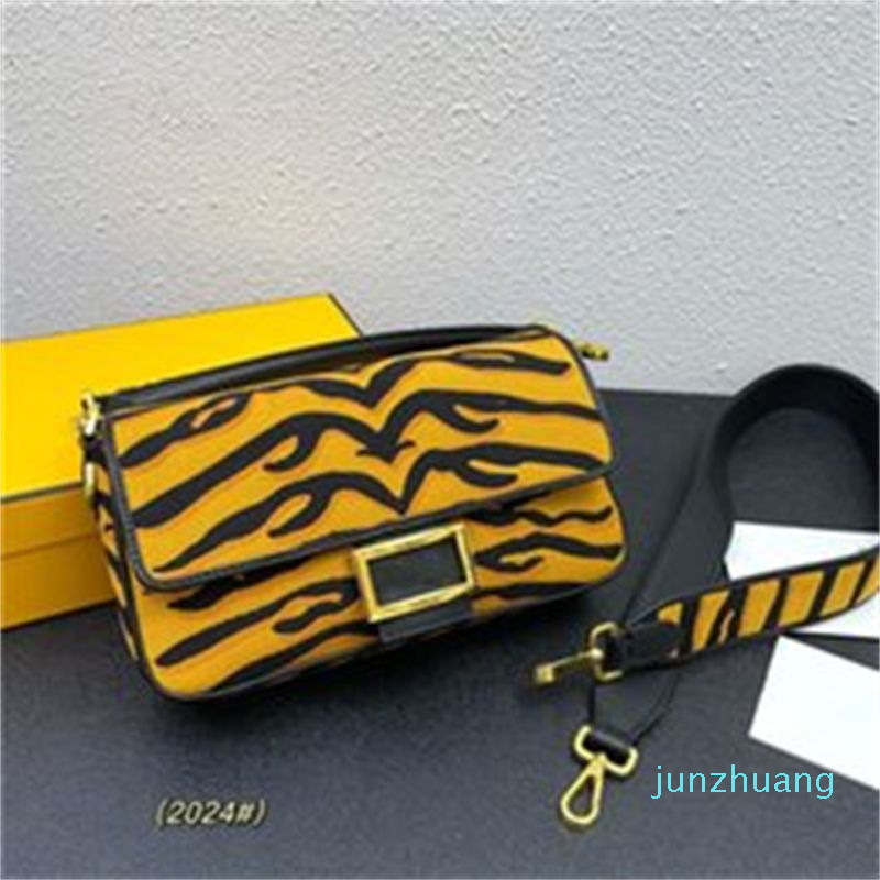 Designer -Bags Designer Women Bag Canvas Mamma Baguette Shoulder Bag Tiger Motif Unborn Calf
Designer -Bags Designer Women Bag Canvas Mamma Baguette Shoulder Bag Tiger Motif Unborn Calf