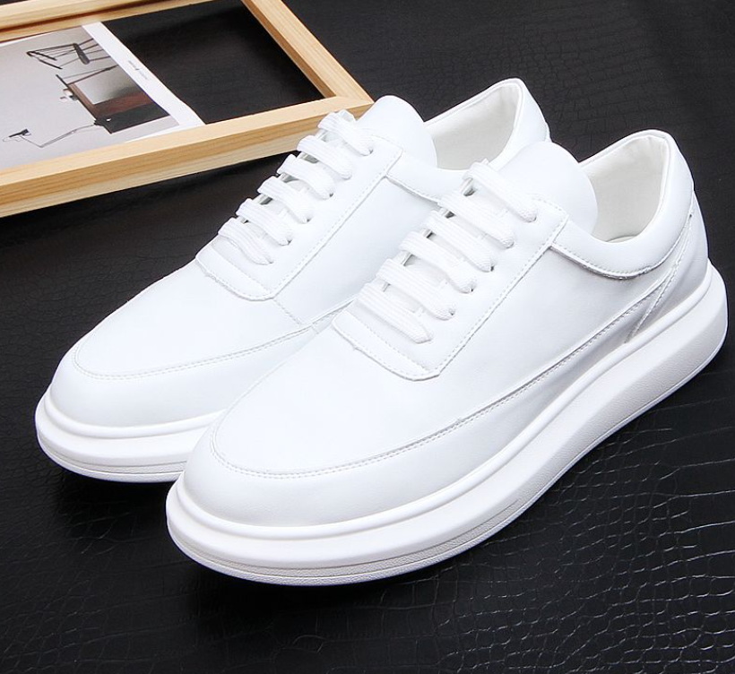 Classic Vulcanized Shoes Fashion Men's White Leather Sneakers Man Street Casual Sports Shoes Sneekers Men
Classic Vulcanized Shoes Fashion Men's White Leather Sneakers Man Street Casual Sports Shoes Sneekers Men
