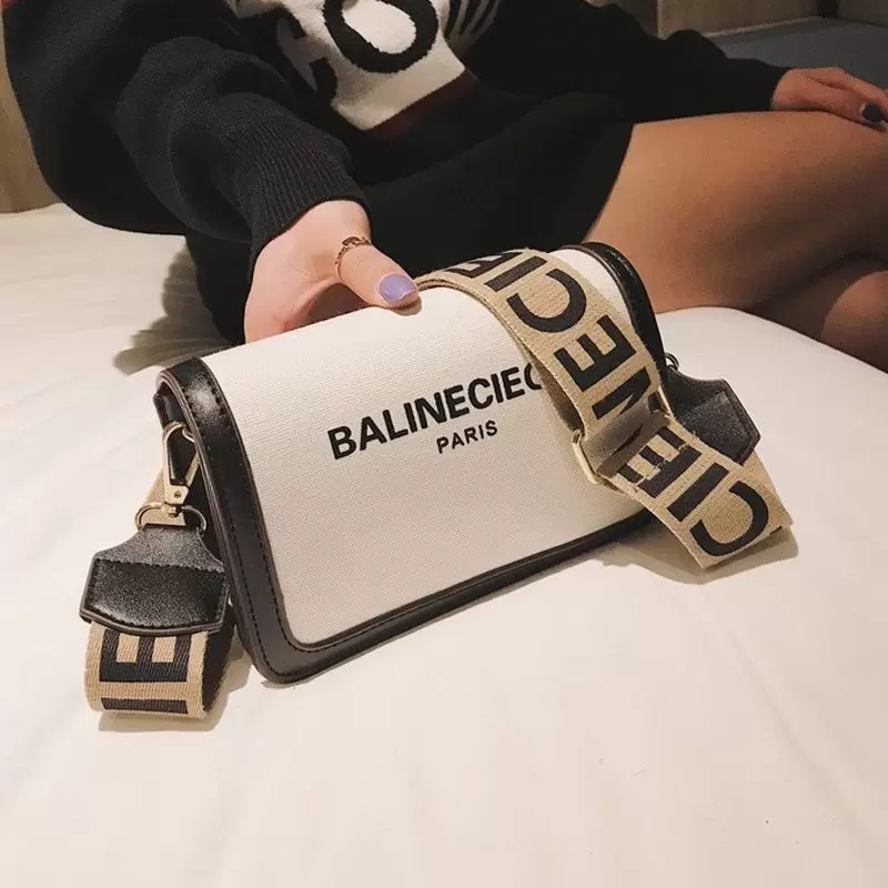 Summer Women Purse and Handbags 2022 New Fashion Casual Small Square Bags High Quality Unique Designer Shoulder Messenger Bags4541250, Army green
Summer Women Purse and Handbags 2022 New Fashion Casual Small Square Bags High Quality Unique Designer Shoulder Messenger Bags4541250, Army green