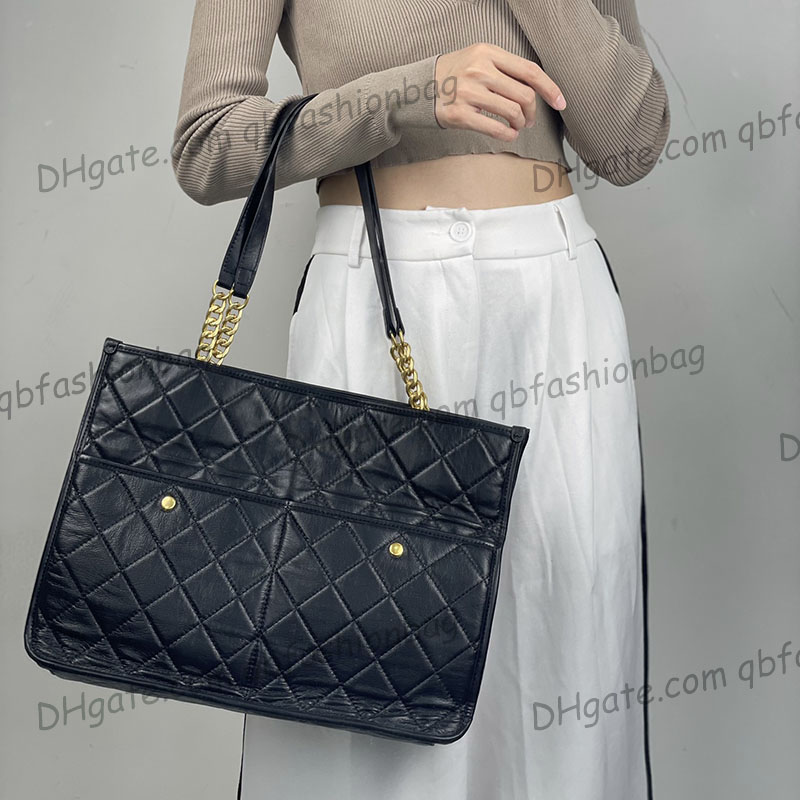 Luxury Designer Classic C Womens Quilted Tote Bags Calfskin Real Leather Large Capacity Messenger Shopping Luggage Outdoor Sacoche Jumbo Handbags 39CM, Black
Luxury Designer Classic C Womens Quilted Tote Bags Calfskin Real Leather Large Capacity Messenger Shopping Luggage Outdoor Sacoche Jumbo Handbags 39CM, Black