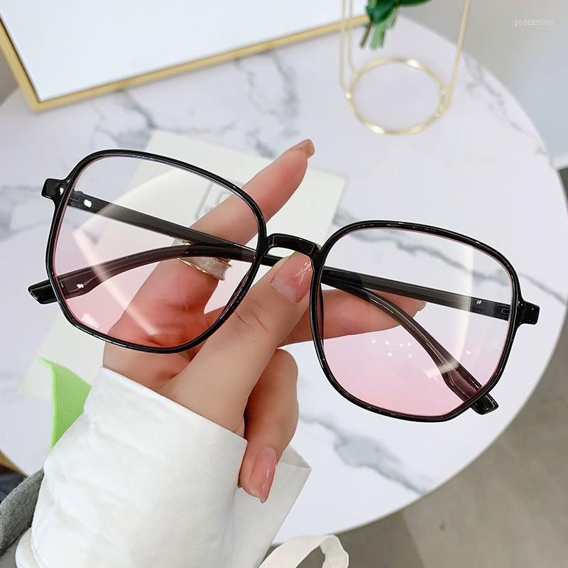 Sunglasses 2022 Fashion Lady Women Vintage Mirror Classic Sun Glasses Brand Designer UV400 Eyewear
Sunglasses 2022 Fashion Lady Women Vintage Mirror Classic Sun Glasses Brand Designer UV400 Eyewear