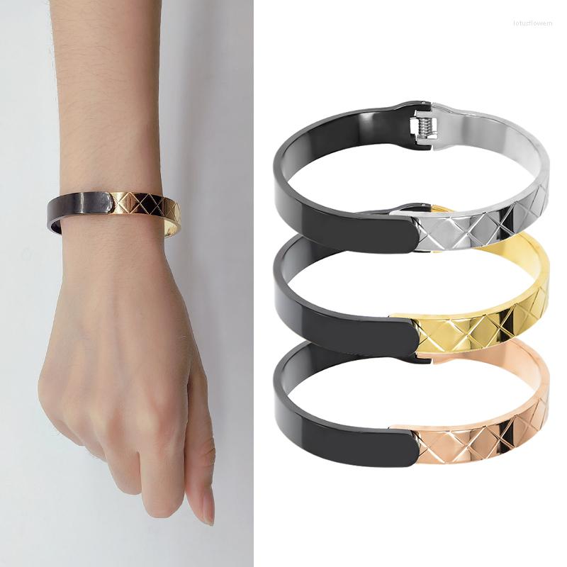 Bangle Stainless Steel Jewelry Charms Gold Color Bracelet For Men Women Designer Fashion Christmas G
Bangle Stainless Steel Jewelry Charms Gold Color Bracelet For Men Women Designer Fashion Christmas G